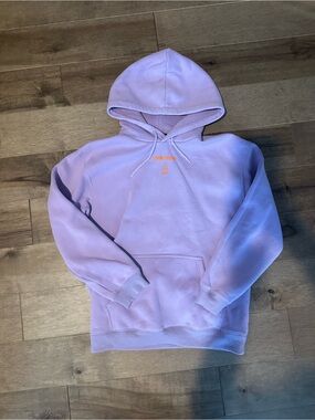 Women’s Lavender Pullover Hoodie - Casual Comfort